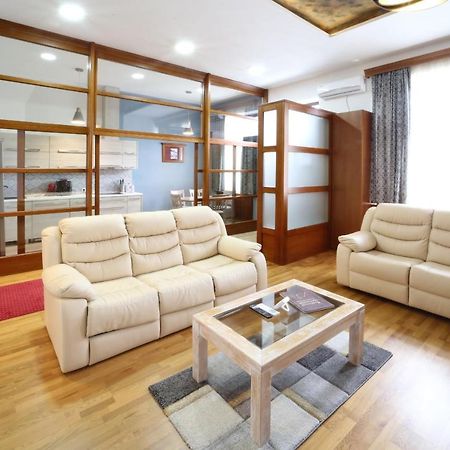 Virag Apartman Luxury Odorheiu Secuiesc Exterior photo